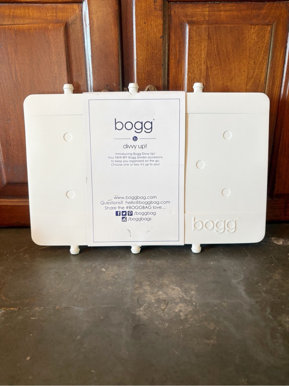 ♥️💖 Bogg Bag Divvy Up Divider in For Shore White NWT
